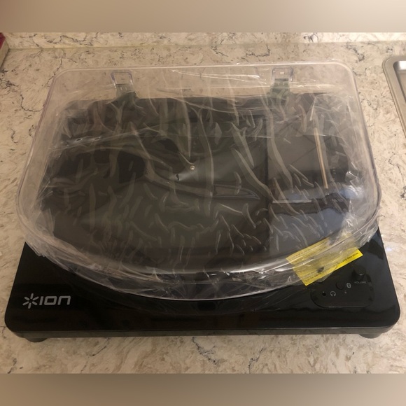 ION Air LP Wireless Streaming Turntable - Picture 2 of 2